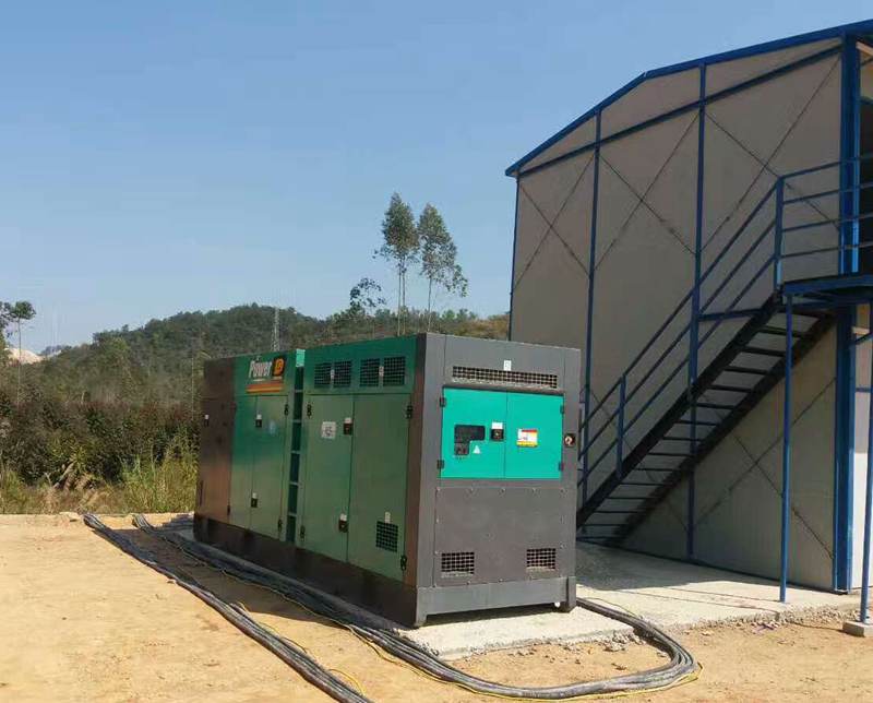 廣東道路建設(shè)發(fā)電機出租現(xiàn)場